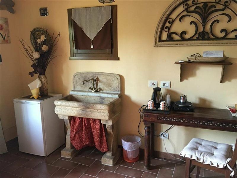 Affittacamere La Casa Di Ugo Ciglione Eksteriør bilde